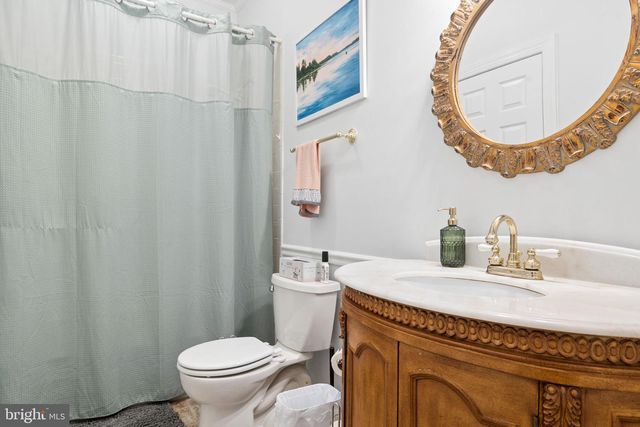2490 TREE HOUSE DR, Woodbridge, VA 22192