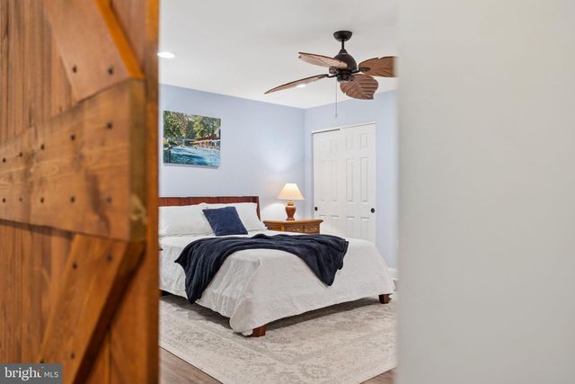 2490 TREE HOUSE DR, Woodbridge, VA 22192