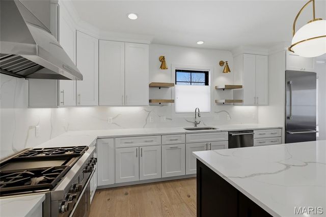 516 Arminda Avenue, Kirkwood, MO 63122