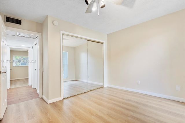 5216 NE 6th Ave B3, Oakland Park, FL 33334