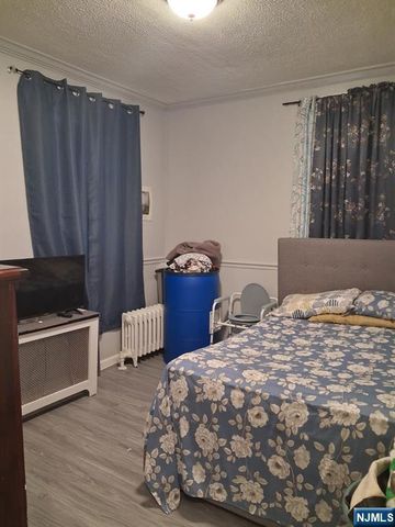 176 Beech Street, Paterson, NJ 07501