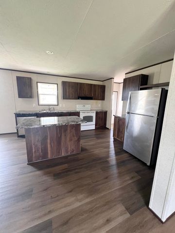 131 Lawless Lane, Jamestown, KY 42629