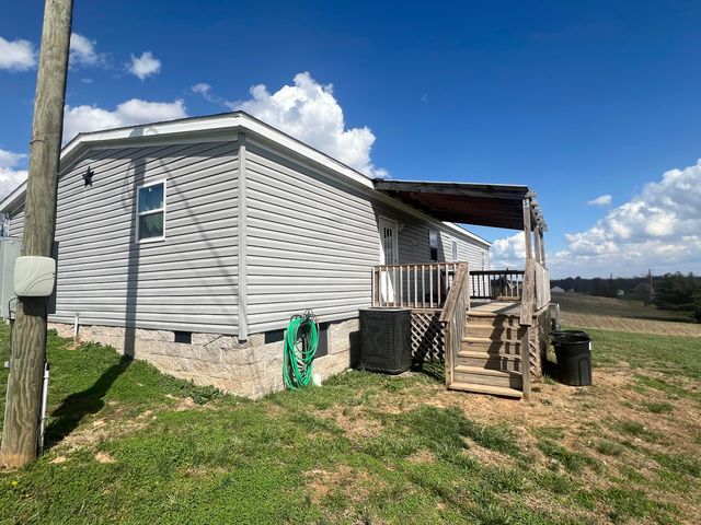 131 Lawless Lane, Jamestown, KY 42629