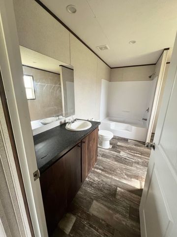 131 Lawless Lane, Jamestown, KY 42629