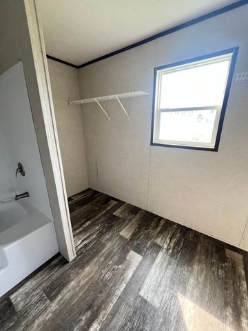 131 Lawless Lane, Jamestown, KY 42629