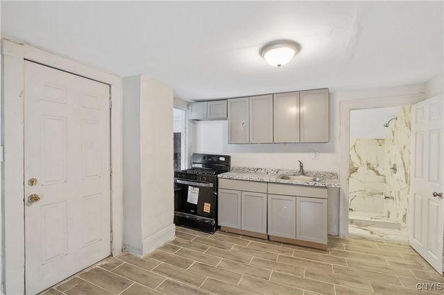 1210 Carbon Street, Syracuse, NY 13208