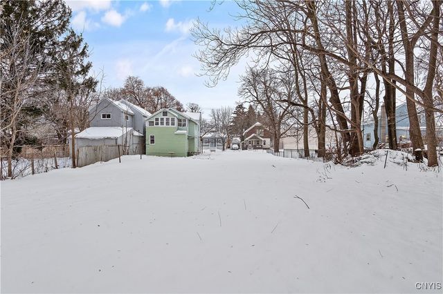 1210 Carbon Street, Syracuse, NY 13208