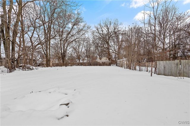 1210 Carbon Street, Syracuse, NY 13208