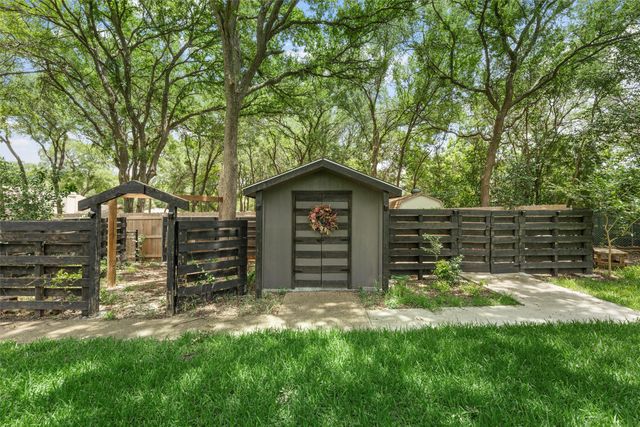 2804 Chimney Hill Drive, Waco, TX 76708