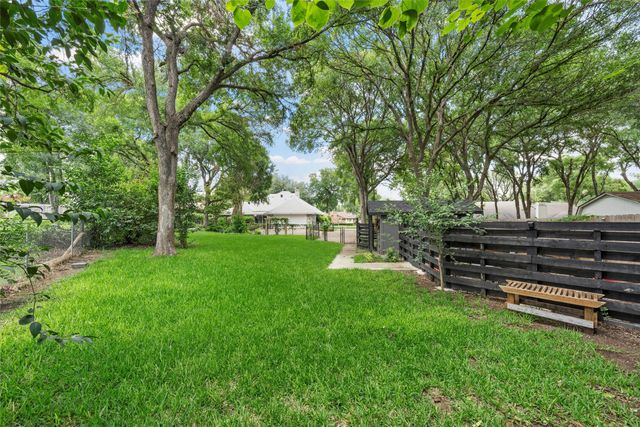 2804 Chimney Hill Drive, Waco, TX 76708
