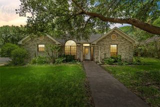 2804 Chimney Hill Drive, Waco, TX 76708