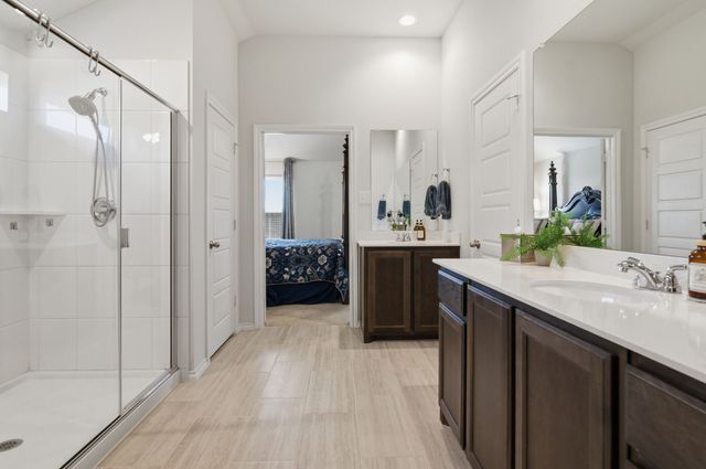 420 Basalt Drive, Azle, TX 76020