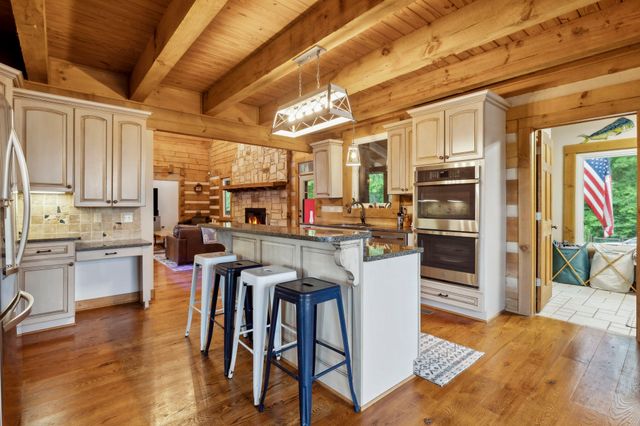6485 Highland Rd, Portland, TN 37148