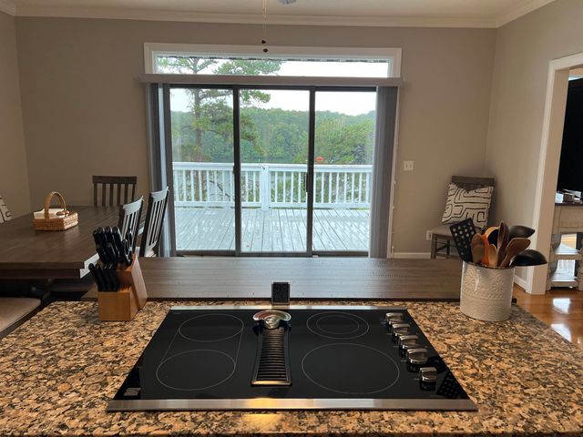 166 Stoneridge Drive, Chesnee, SC 29323