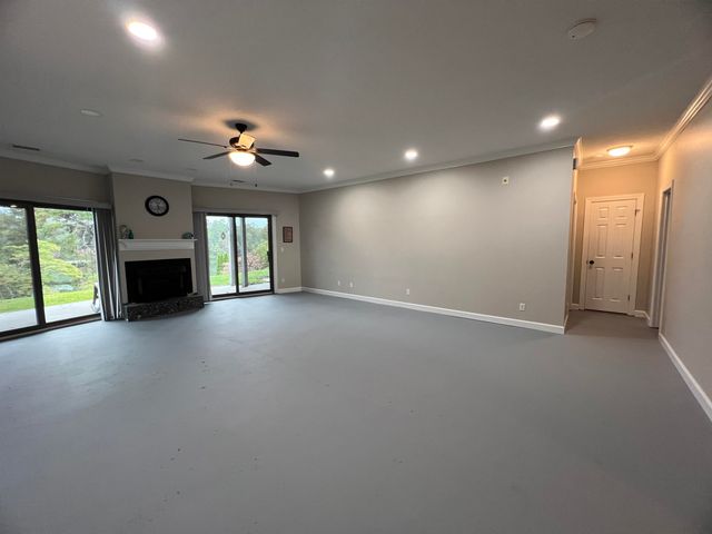 166 Stoneridge Drive, Chesnee, SC 29323