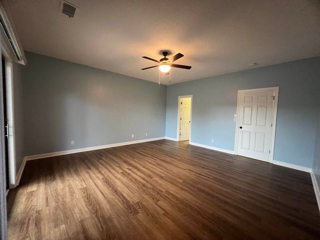 166 Stoneridge Drive, Chesnee, SC 29323