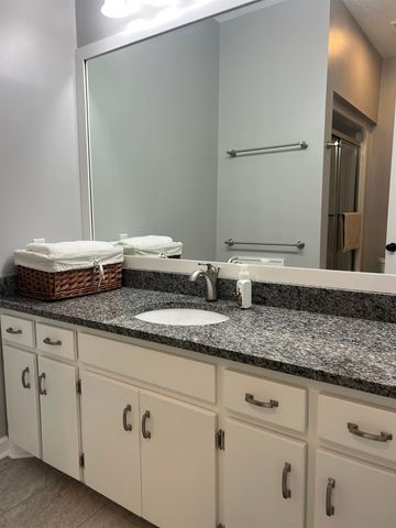 166 Stoneridge Drive, Chesnee, SC 29323