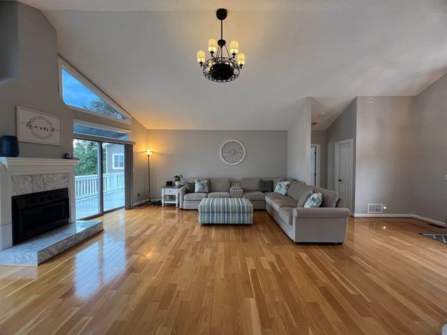 166 Stoneridge Drive, Chesnee, SC 29323