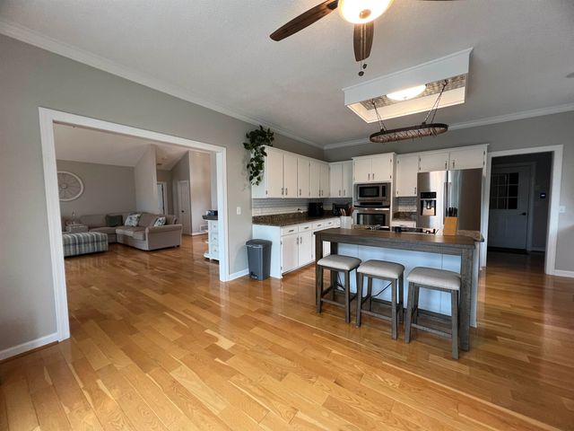 166 Stoneridge Drive, Chesnee, SC 29323