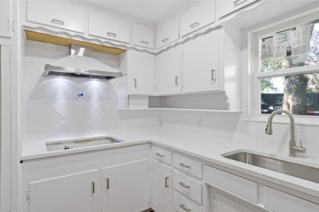 7800 Arnold Terrace, North Richland Hills, TX 76180