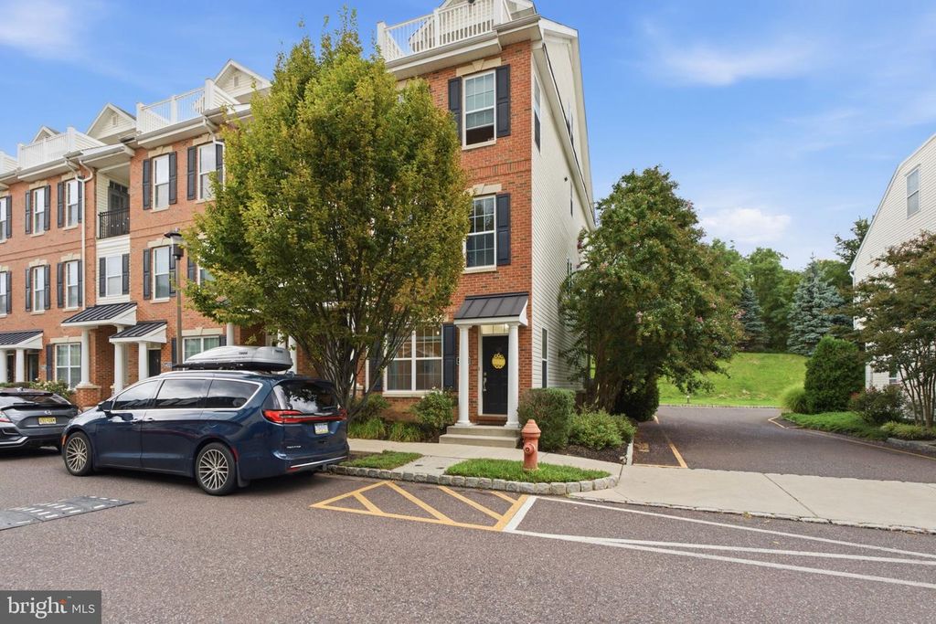 4427 DRIFTWOOD DR #105, PHILADELPHIA, PA 19129 — photo 5