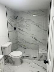 11515 SW 138th Ter, Miami, FL 33176