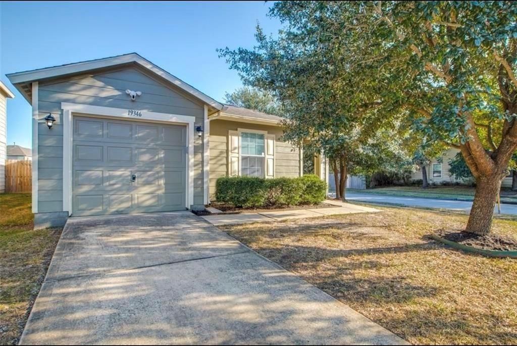 19346 Bold River Road, Tomball, TX 77375
