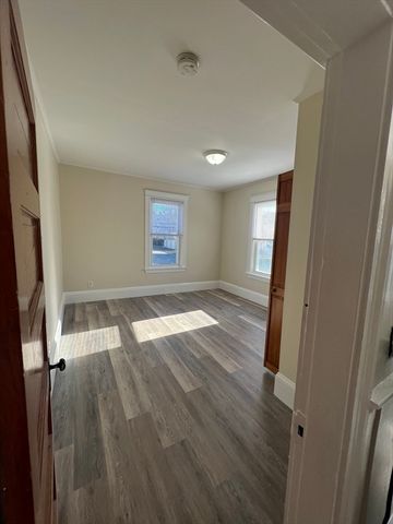 58 Sawtell Ave 4, Brockton, MA 02301