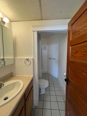 58 Sawtell Ave 4, Brockton, MA 02301