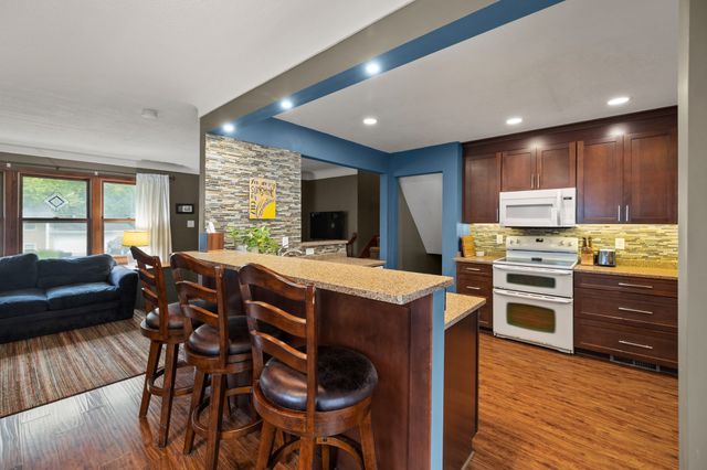 2831 SE 10th Street, Des Moines, IA 50315