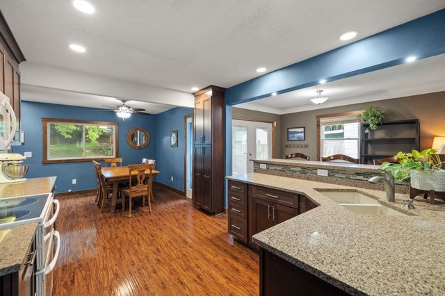 2831 SE 10th Street, Des Moines, IA 50315