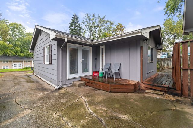2831 SE 10th Street, Des Moines, IA 50315