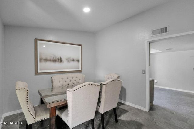 2103 W PALOMINO Drive, Chandler, AZ 85224