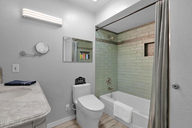 2103 W PALOMINO Drive, Chandler, AZ 85224