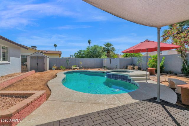 2103 W PALOMINO Drive, Chandler, AZ 85224