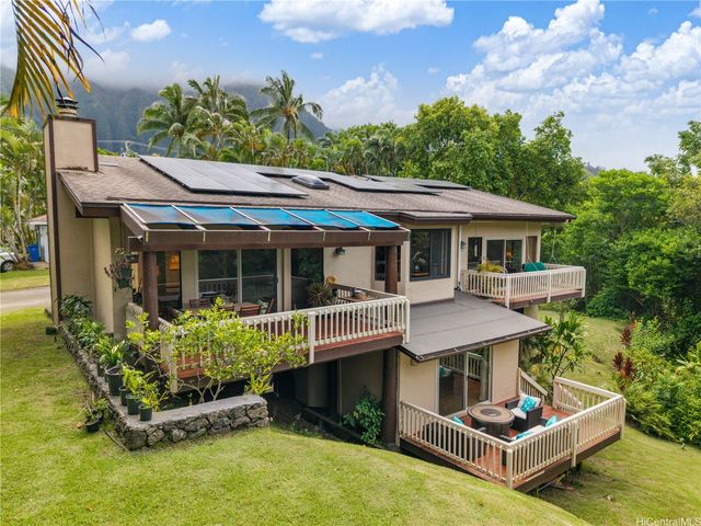 46-393 Nahewai Street, Kaneohe, HI 96744
