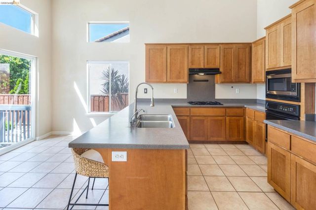 2902 Haddington Ct, Brentwood, CA 94513