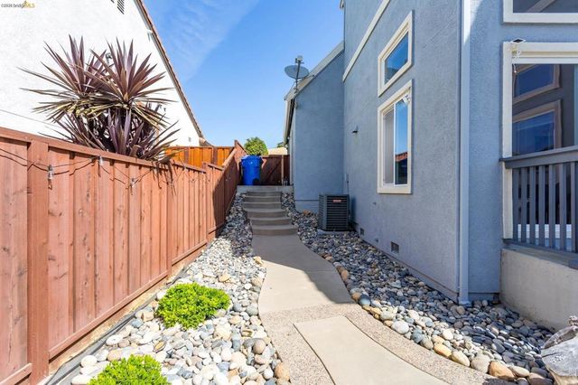 2902 Haddington Ct, Brentwood, CA 94513
