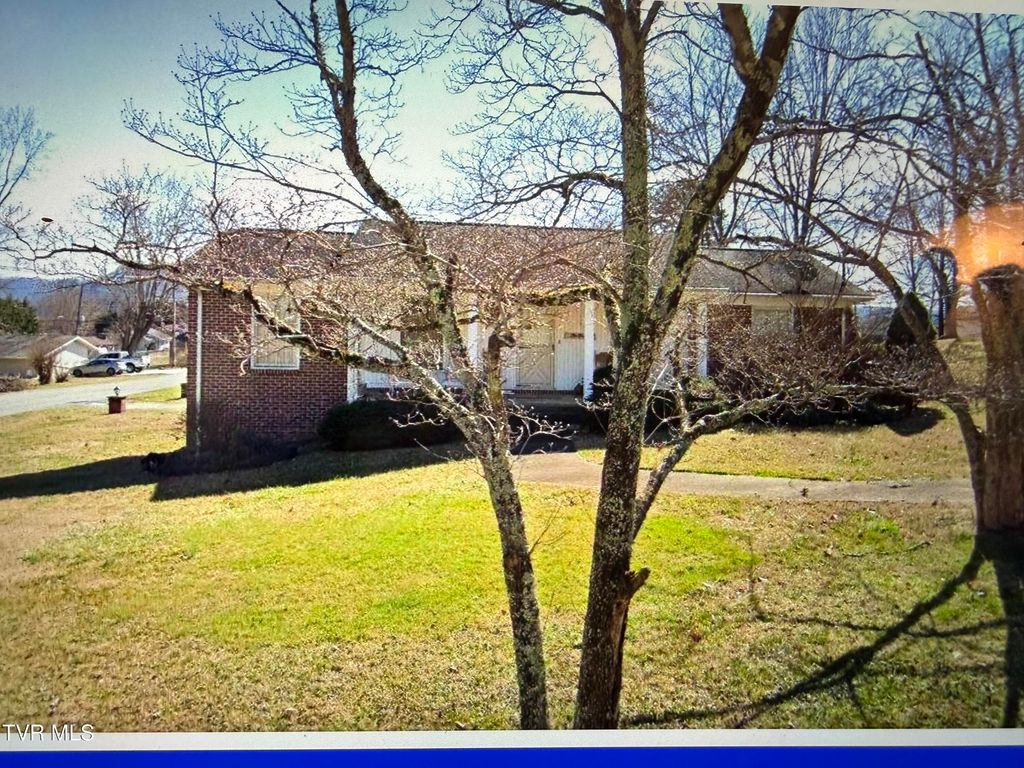 220 Fern Street, Church Hill, TN 37642