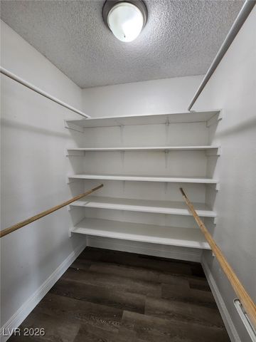 1823 Niblick Circle, Las Vegas, NV 89142