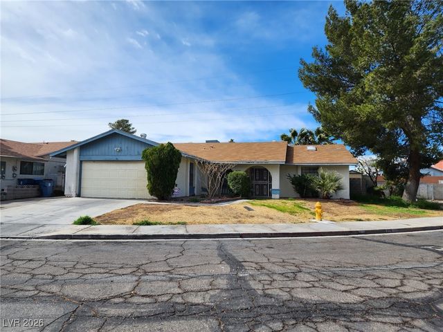 1823 Niblick Circle, Las Vegas, NV 89142