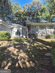 4132 Summer Place, Snellville, GA 30039
