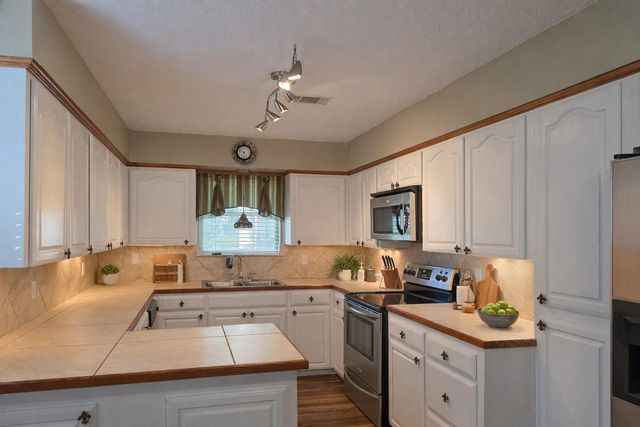145 Cypress Road, Livingston, TX 77351