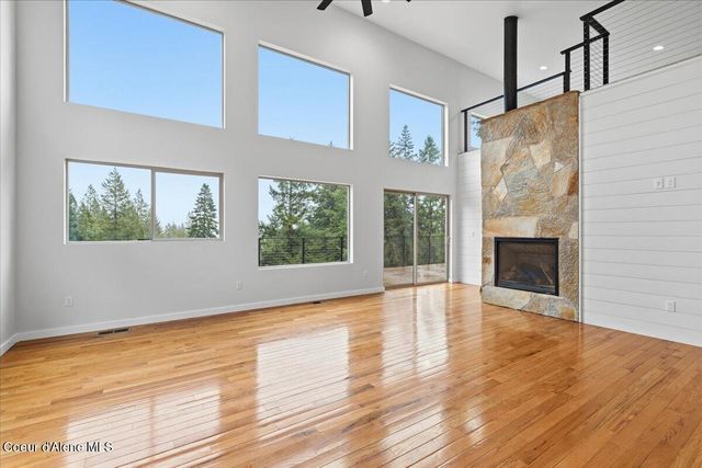 21941 S Lakeview DR, Worley, ID 83876