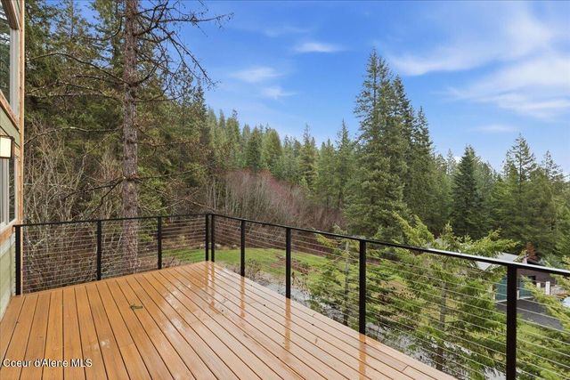 21941 S Lakeview DR, Worley, ID 83876