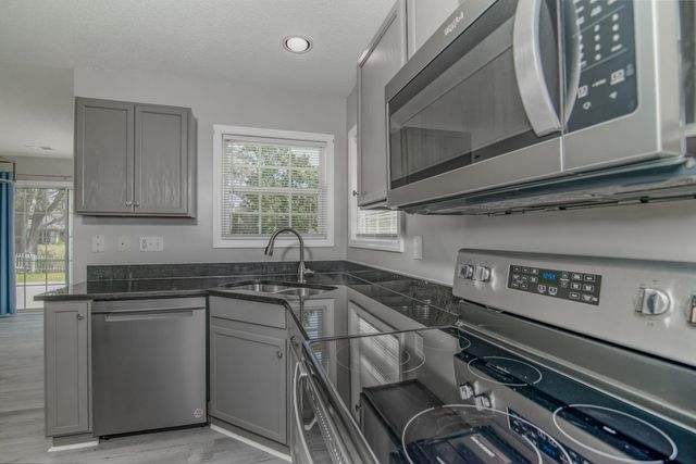 56 Wildflower Trail, Pawleys Island, SC 29585