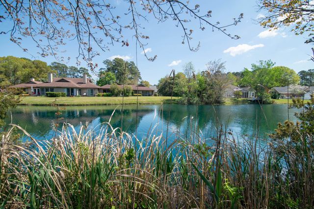 56 Wildflower Trail, Pawleys Island, SC 29585