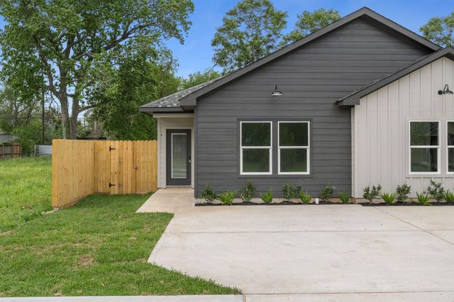 1026 Junell Street A, Houston, TX 77088