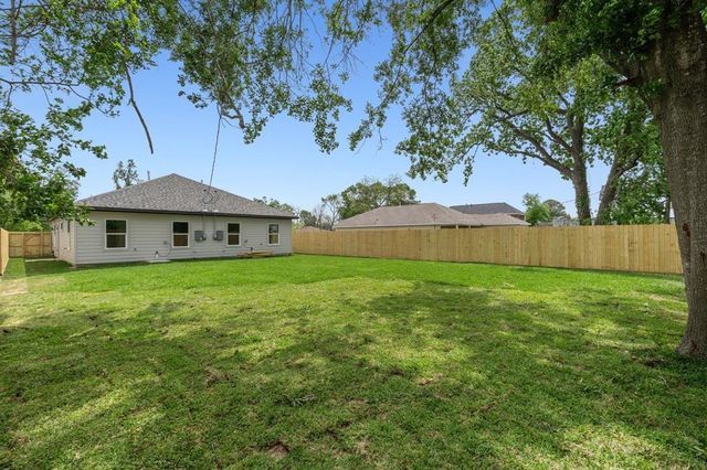 1026 Junell Street A, Houston, TX 77088