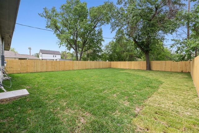 1026 Junell Street A, Houston, TX 77088